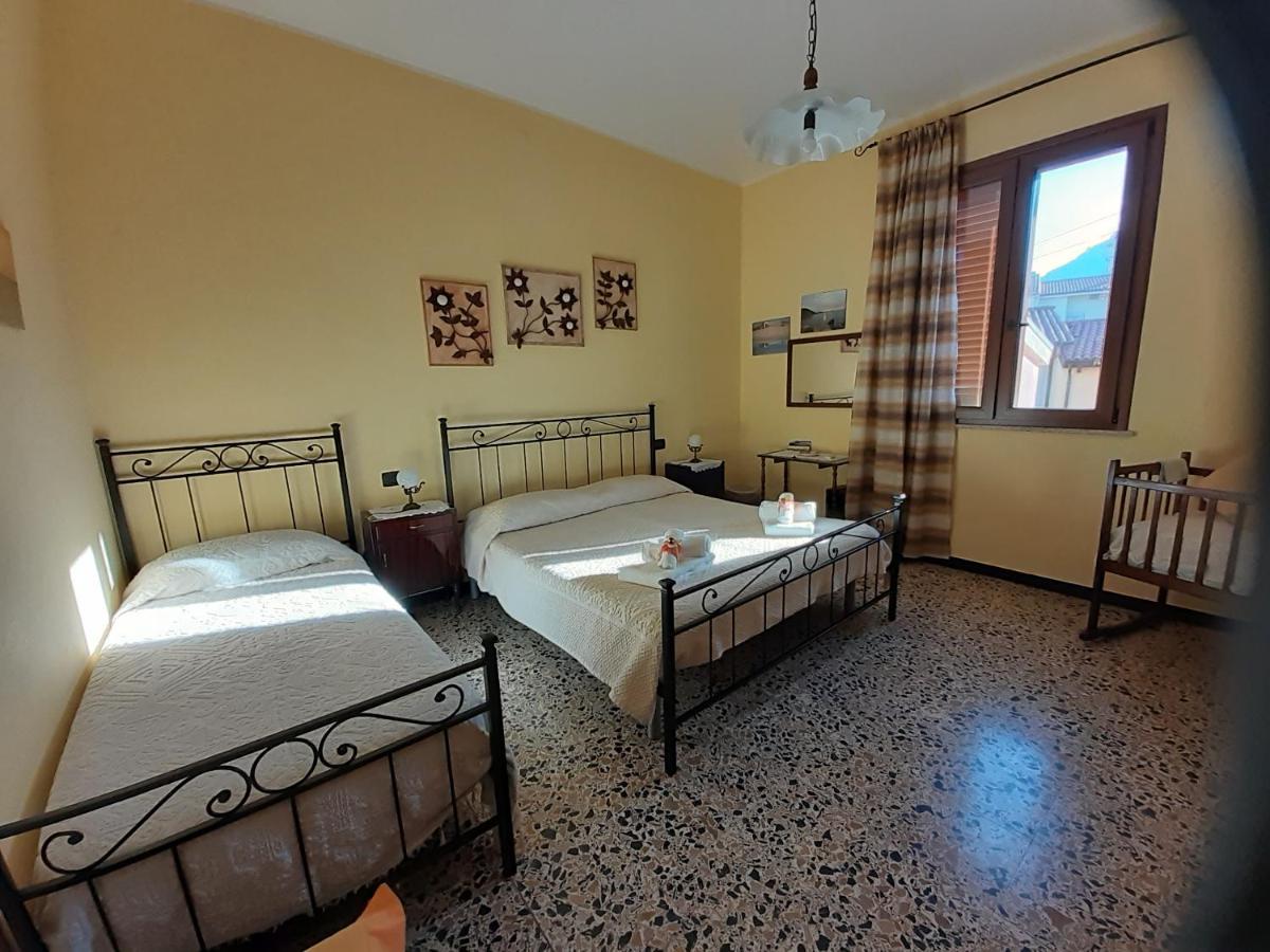 Bed and Breakfast L'Agrifoglio Di Emy Guspini Exteriér fotografie